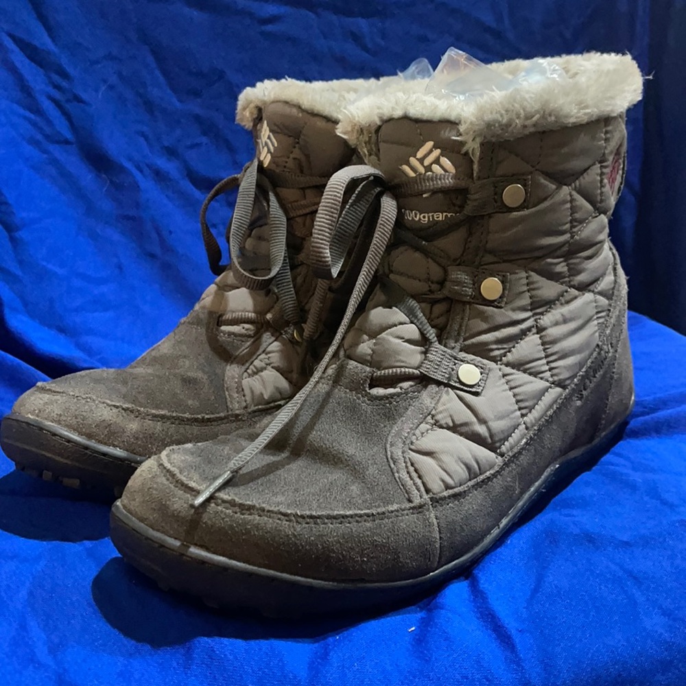 Columbia size 12 women’s winter boots